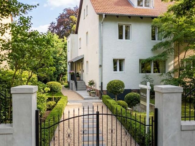 Haus zum Kaufen in Berlin 1.598.988,00 EUR 320 m²