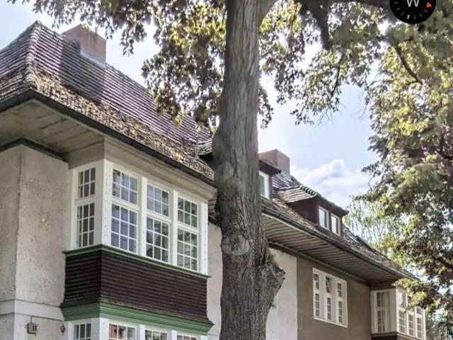 Haus zum Kaufen in Berlin 1.690.000,00 EUR 346 m²