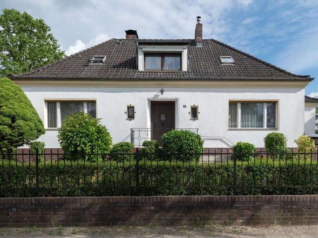Haus zum Kaufen in Berlin 1.749.000,00 EUR 215 m²