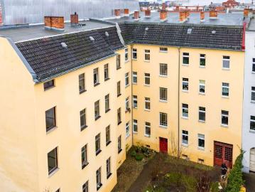Haus zum Kaufen in Berlin 2.200.000,00 EUR 1010.75 m²