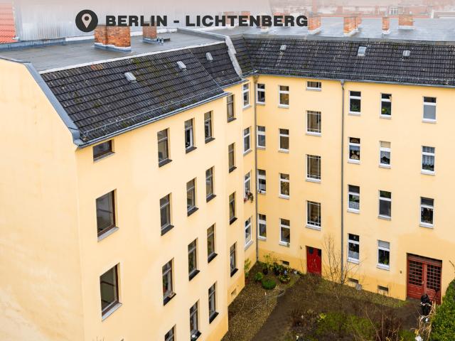 Haus zum Kaufen in Berlin 2.200.000,00 EUR 1010.75 m²
