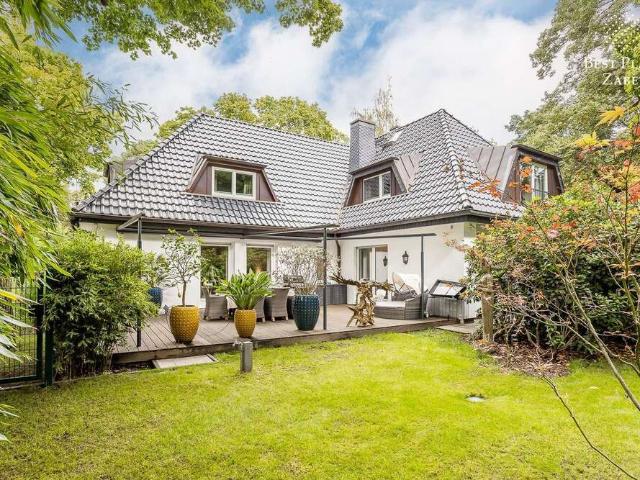 Haus zum Kaufen in Berlin 2.495.000,00 EUR 261.18 m²