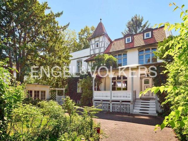 Haus zum Kaufen in Berlin 2.650.000,00 EUR 347.81 m²
