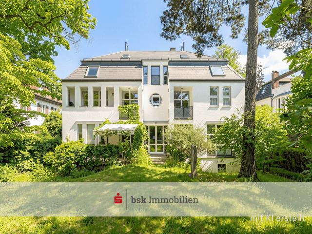 Haus zum Kaufen in Berlin 3.799.000,00 EUR 447.88 m²