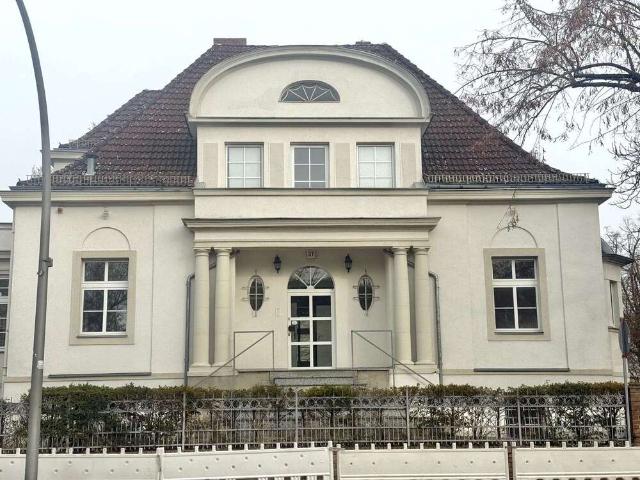 Haus zum Kaufen in Berlin 3.900.000,00 EUR 0 m²