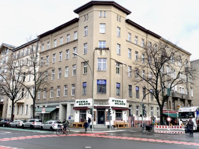 Haus zum Kaufen in Berlin 4.750.000,00 EUR 1559 m²