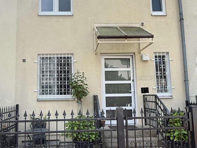 Haus zum Kaufen in Berlin 579.000,00 EUR 138 m²