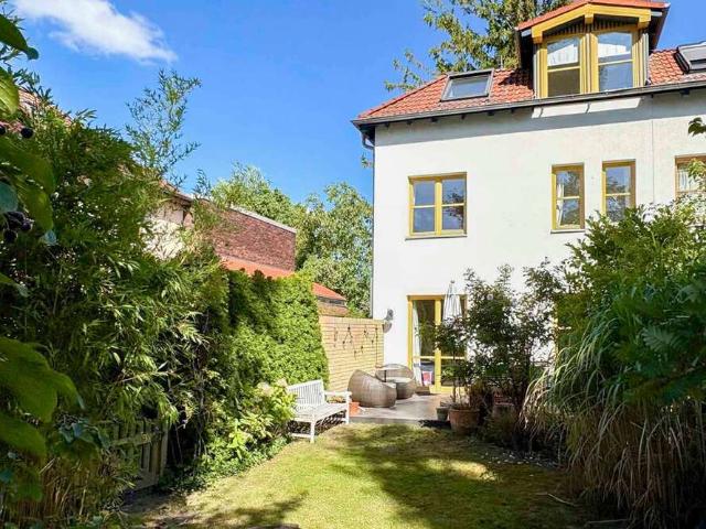 Haus zum Kaufen in Berlin 599.000,00 EUR 135.18 m²