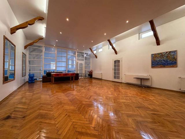 Haus zum Kaufen in Berlin 519.000,00 EUR 555 m²