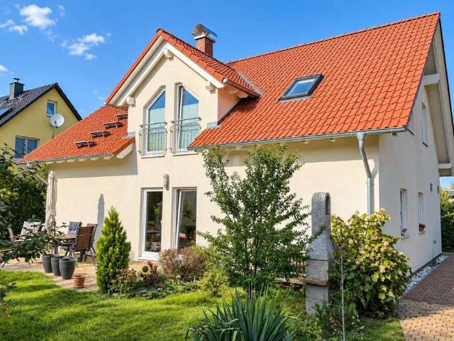 Haus zum Kaufen in Berlin 649.000,00 EUR 146 m²