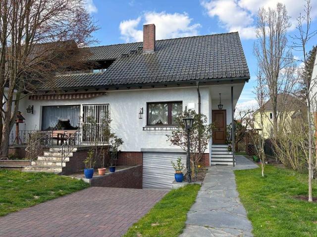 Haus zum Kaufen in Berlin 775.000,00 EUR 200 m²