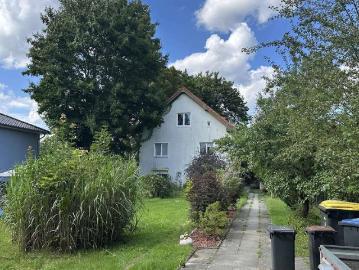 Haus zum Kaufen in Berlin 775.000,00 EUR 230 m²