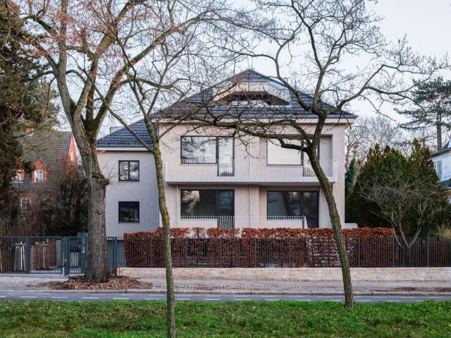 Haus zum Kaufen in Berlin 8.185.000,00 EUR 754.2 m²