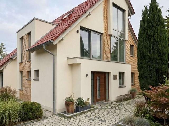 Haus zum Kaufen in Berlin 950.000,00 EUR 225 m²