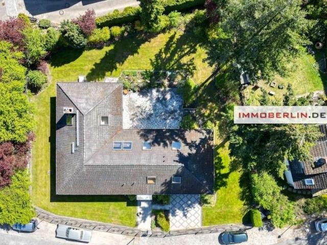 Haus zum Kaufen in Berlin 995.000,00 EUR 270 m²