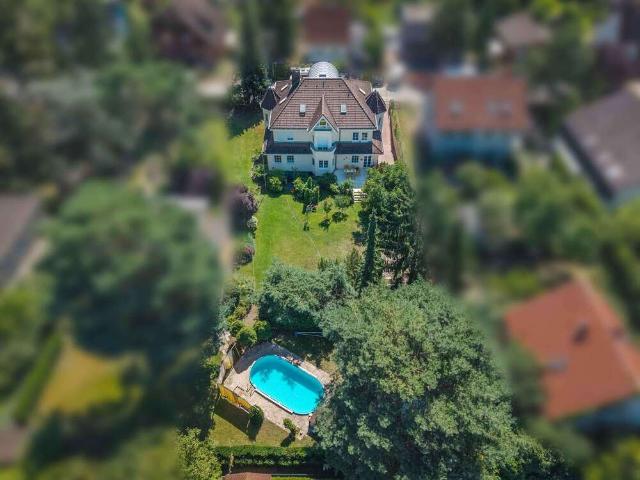 Haus zum Kaufen in Berlin 998.000,00 EUR 371 m²
