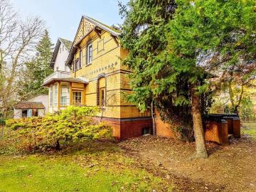 Haus zum Kaufen in Berlin 999.000,00 EUR 289.7 m²
