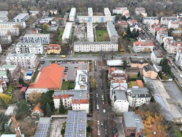 Haus zum Kaufen in Berlin 999.000,00 EUR 522.4 m²