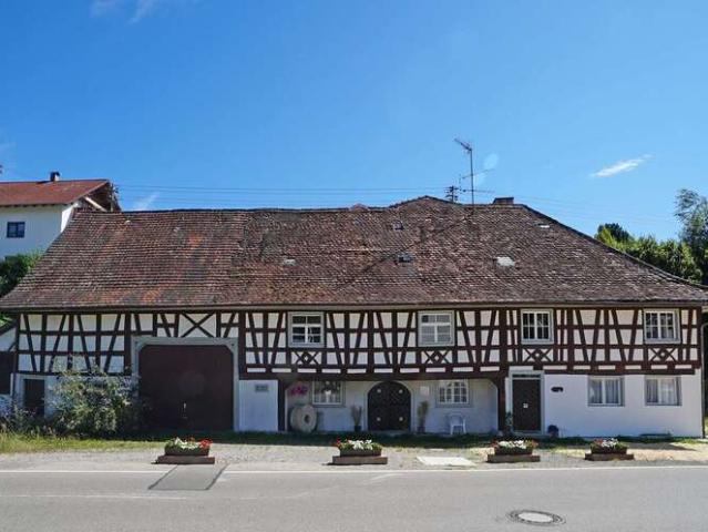 Haus zum Kaufen in Bermatingen 468.000,00 EUR 132.2 m²