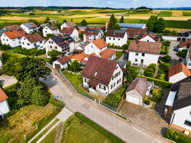 Haus zum Kaufen in Bernstadt 299.000,00 EUR 133.2 m²