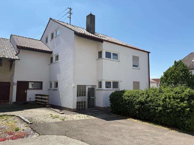 Haus zum Kaufen in Bernstadt 749.000,00 EUR 250 m²