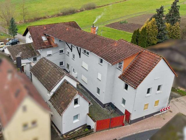 Haus zum Kaufen in Beselich 815.000,00 EUR 542.72 m²
