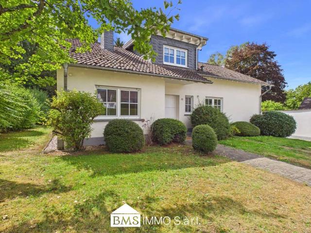 Haus zum Kaufen in Bitburg 449.000,00 EUR 241 m²