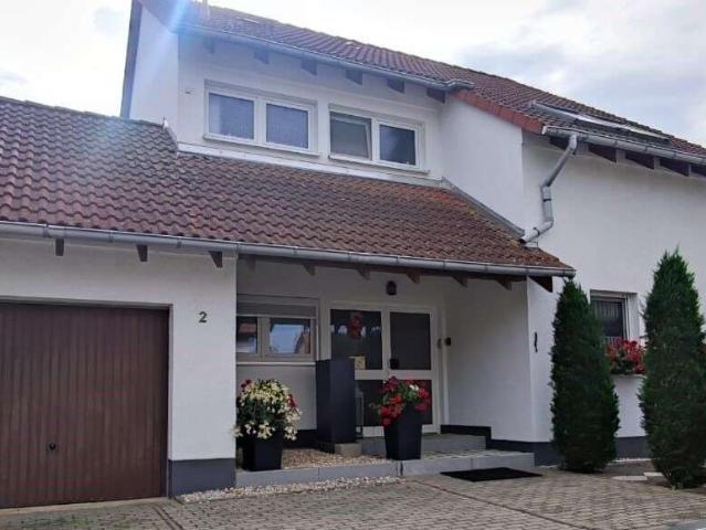 Haus zum Kaufen in Bitterfeld Wolfen 265.000,00 EUR 130 m²