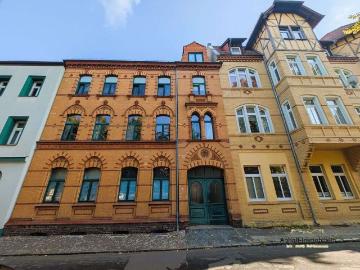 Haus zum Kaufen in Bitterfeld Wolfen 300.000,00 EUR 316 m²