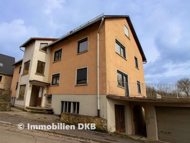 Haus zum Kaufen in Bieberehren 256.000,00 EUR 285 m²