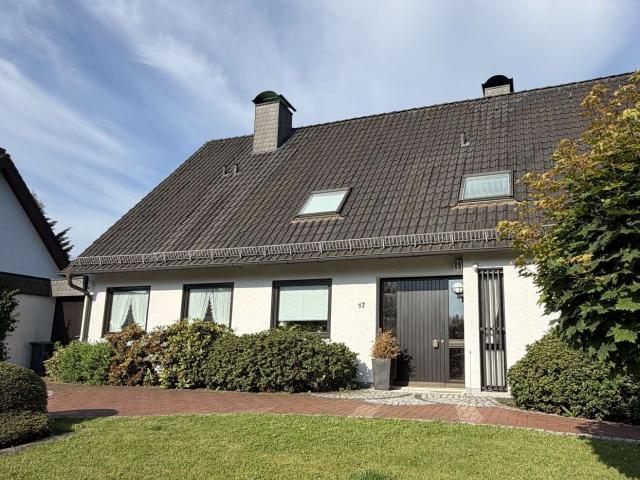 Haus zum Kaufen in Bielefeld Hoberge 1.285.000,00 EUR 270 m²