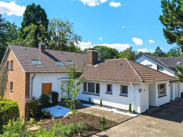 Haus zum Kaufen in Bielefeld Jöllenbeck 629.000,00 EUR 367 m²