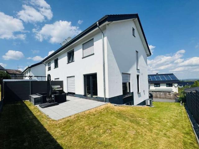 Haus zum Kaufen in Bielefeld 437.000,00 EUR 153.7 m²