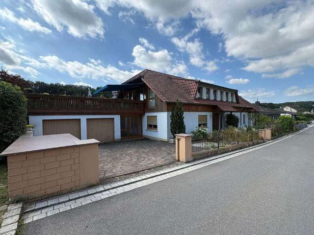 Haus zum Kaufen in Bischberg 949.000,00 EUR 665.24 m²