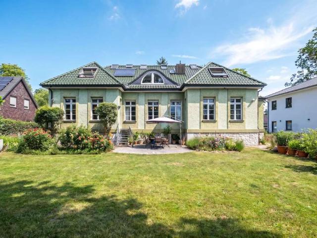 Haus zum Kaufen in Blankenfelde Mahlow 1.396.000,00 EUR 347 m²