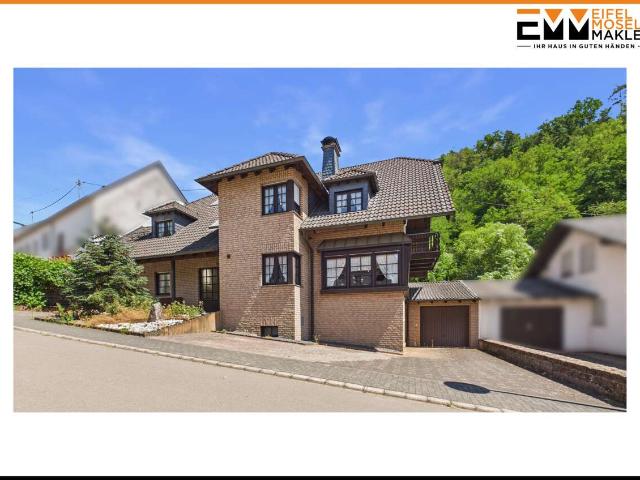 Haus zum Kaufen in Bruch 429.000,00 EUR 379.77 m²