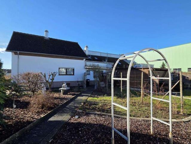 Haus zum Kaufen in Bruchsal 349.000,00 EUR 126 m²