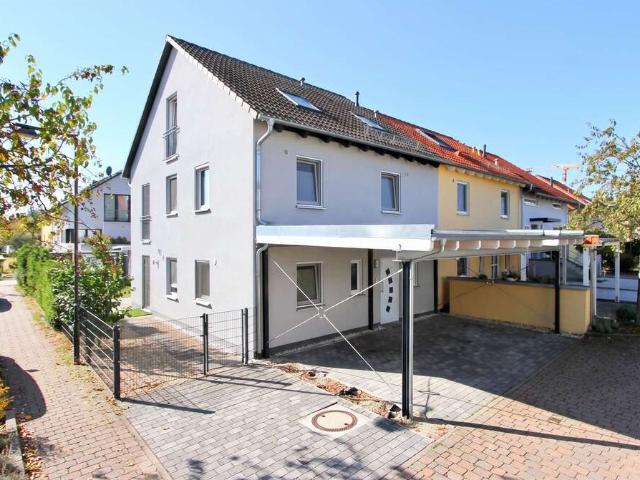 Haus zum Kaufen in Bruchsal 640.000,00 EUR 136.11 m²