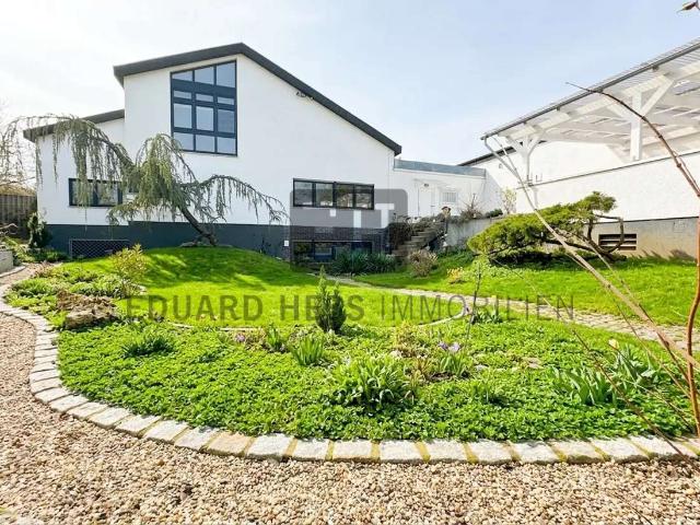Haus zum Kaufen in Brühl 849.000,00 EUR 326 m²