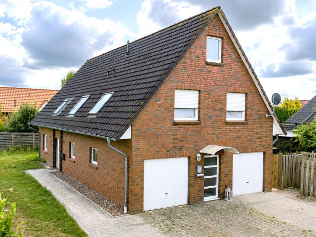 Haus zum Kaufen in Brake 379.000,00 EUR 209 m²