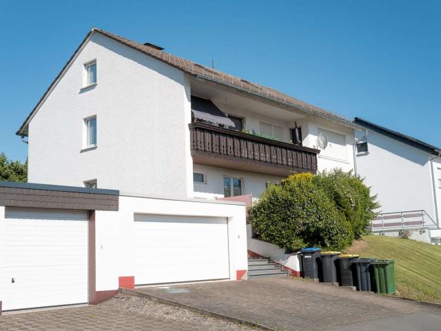 Haus zum Kaufen in Brakel 305.000,00 EUR 232 m²
