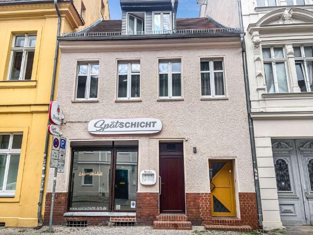 Haus zum Kaufen in Brandenburg an der Havel 450.000,00 EUR 138.7 m²