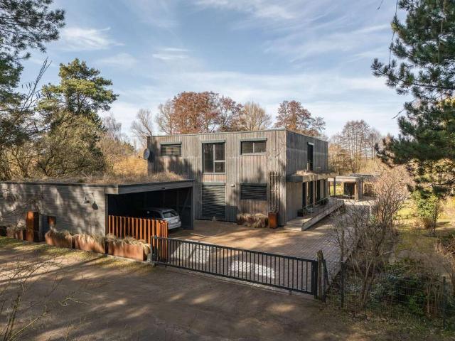 Haus zum Kaufen in Brandenburg an der Havel 999.000,00 EUR 250 m²
