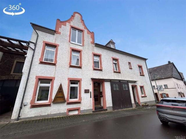 Haus zum Kaufen in Brauneberg 269.000,00 EUR 210 m²