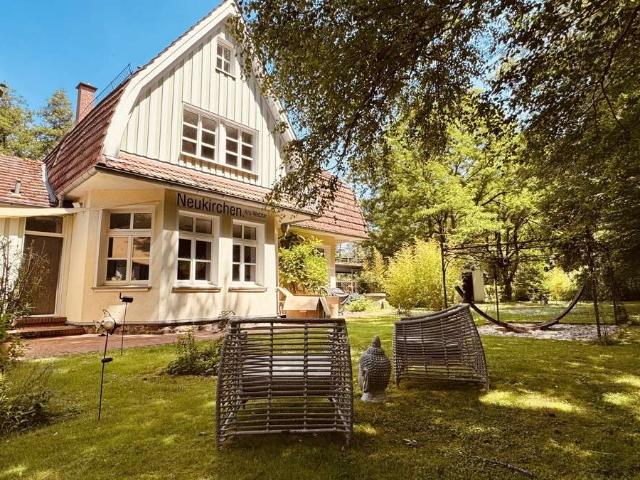 Haus zum Kaufen in Braunfels 1.150.000,00 EUR 307 m²