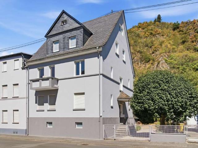 Haus zum Kaufen in Braubach 275.000,00 EUR 208 m²
