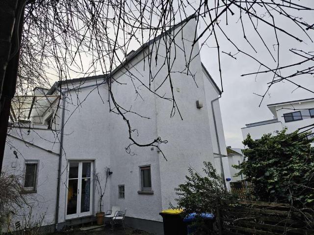 Haus zum Kaufen in Brechen 325.000,00 EUR 130 m²