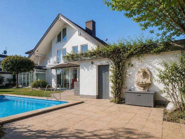 Haus zum Kaufen in Breisach 780.000,00 EUR 345 m²
