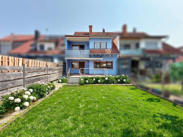 Haus zum Kaufen in Breisach am Rhein 689.000,00 EUR 212 m²