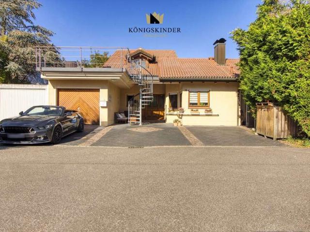 Haus zum Kaufen in Breisach am Rhein 984.000,00 EUR 228 m²